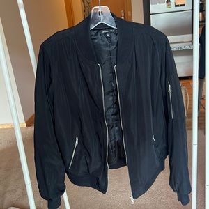 Kendall & Kylie bomber jacket - size L